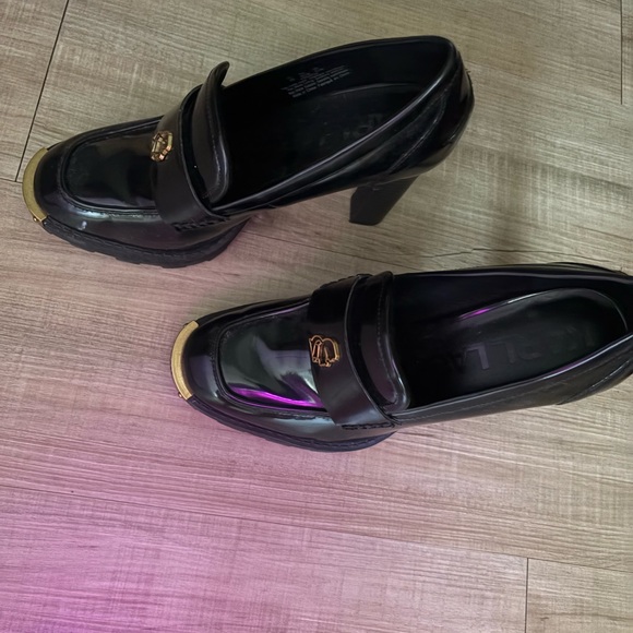 Karl Lagerfeld Black Chunky Heel Loafers - Picture 2 of 4